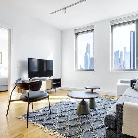 Hells Kitchen 1Br W Doorman Nr Central Park Nyc-524
